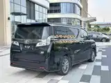 Фото 9 - Toyota Vellfire