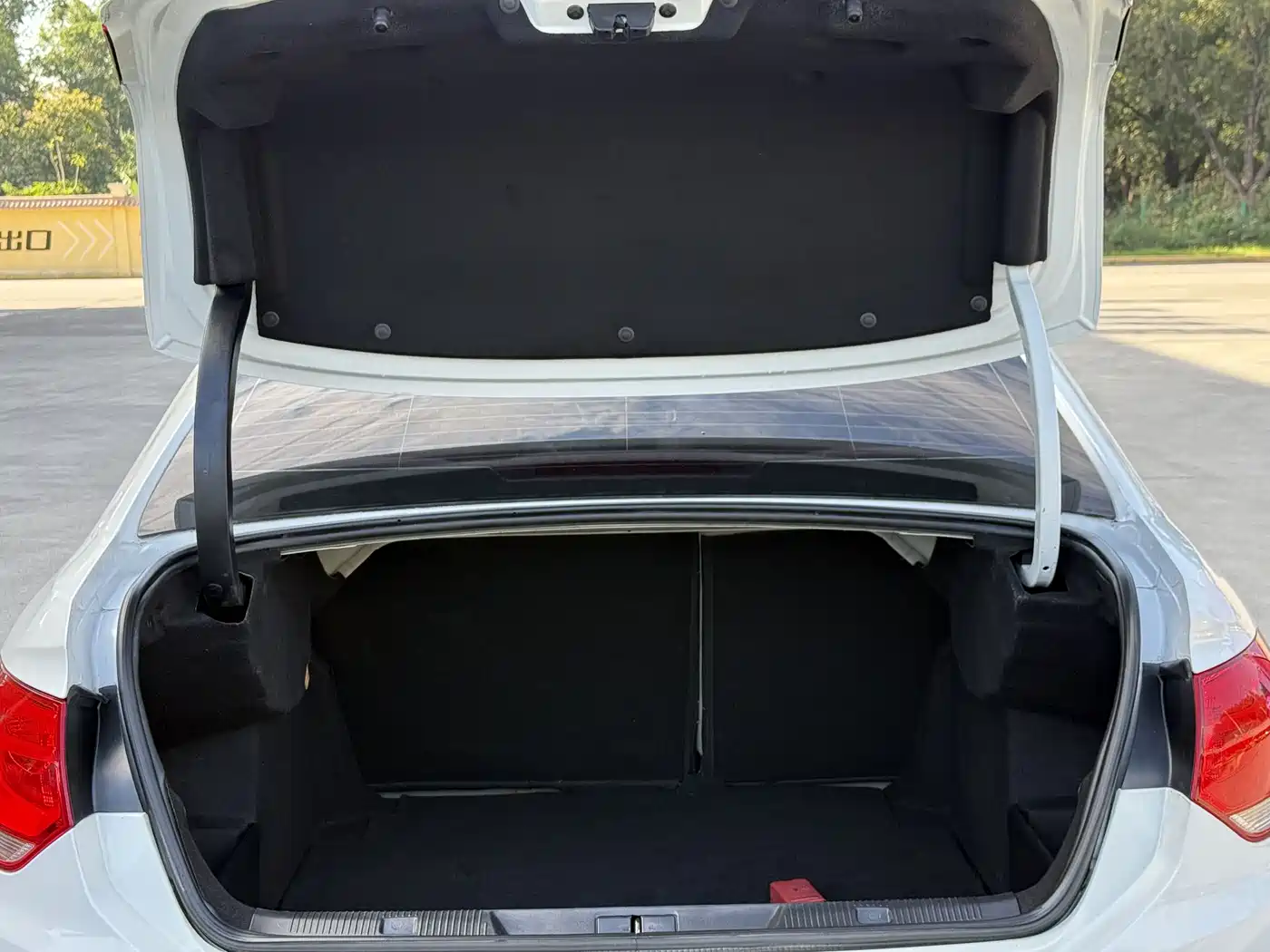 Citroën C4L 2014 2014 1.8L Smart Drive Automatic Sport