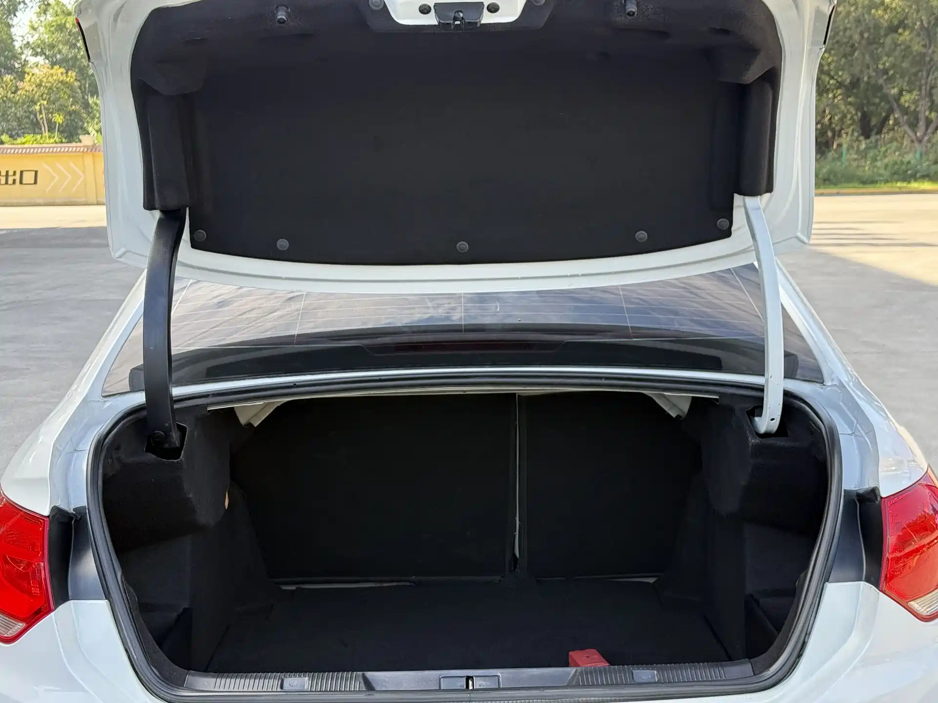 Фото 8 - Citroën C4L