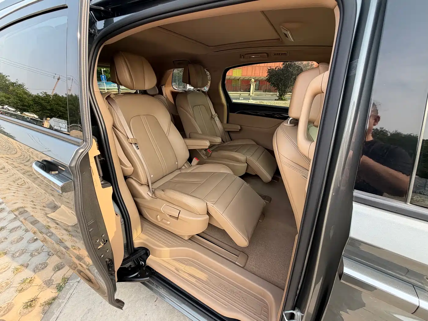 Buick GL8 2017 ES 28T Luxury China V фото 16