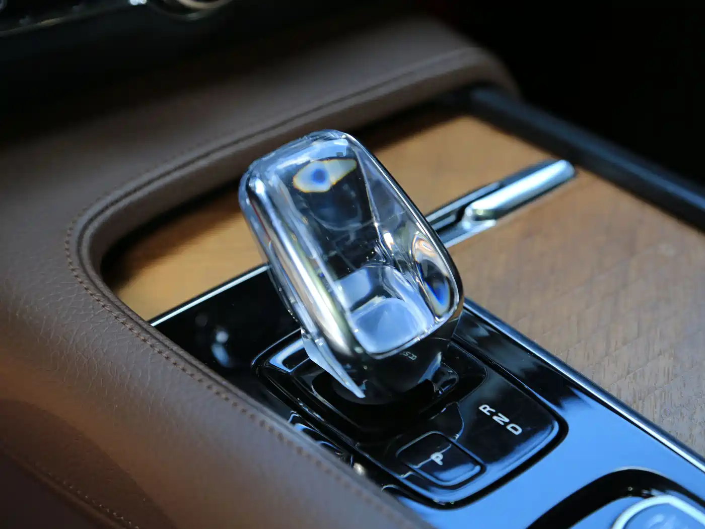 Фото 10 - Volvo S90