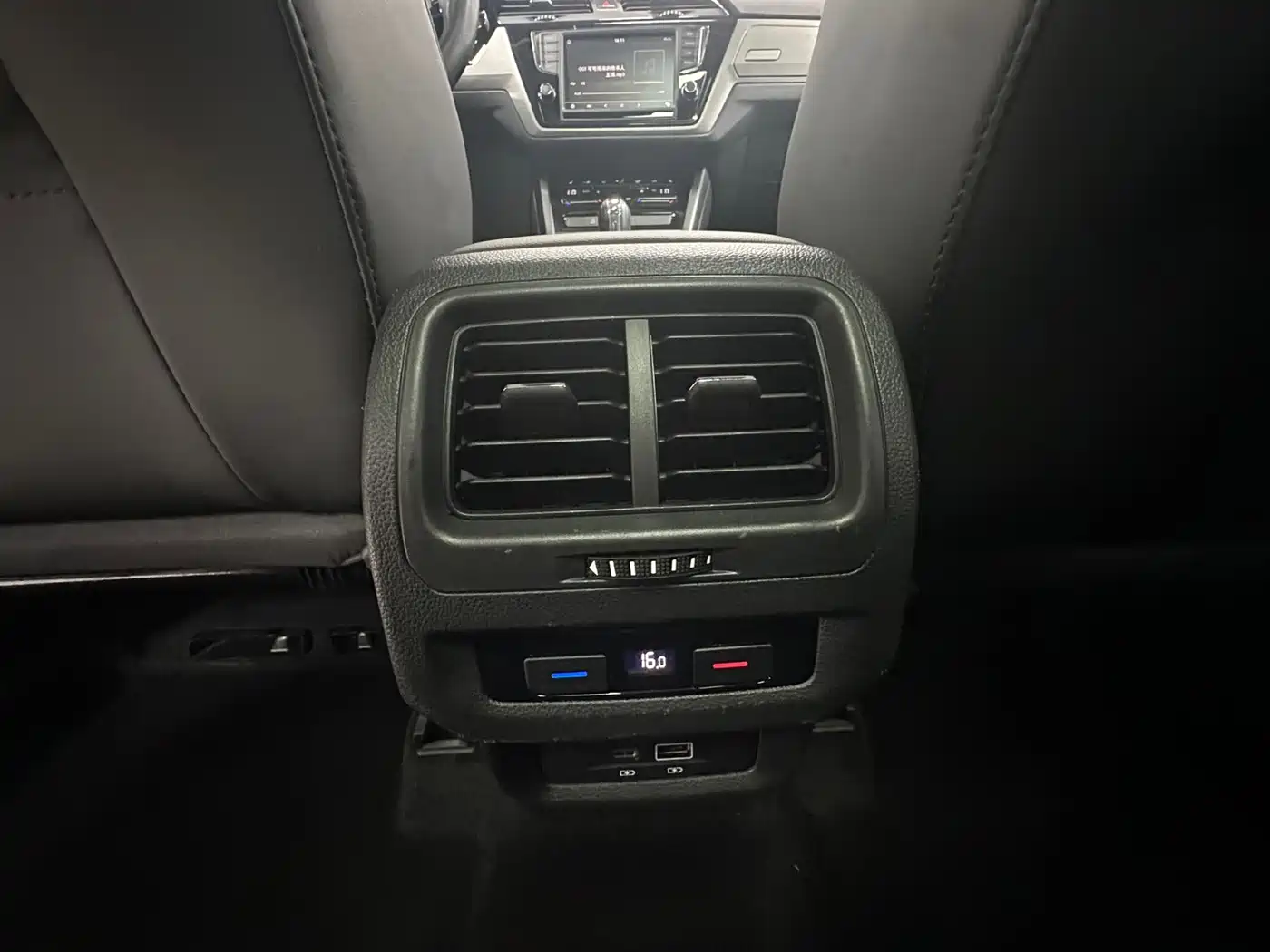 Volkswagen Touran 2023 2021 Touran L 280TSI DSG Cross Luxury 7-Seater