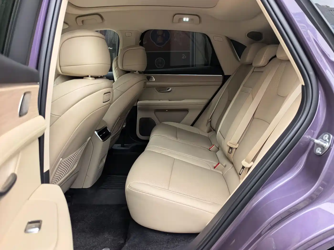 AITO Wenjie AITO M5 2025 Extended Range Ultra AWD фото 25
