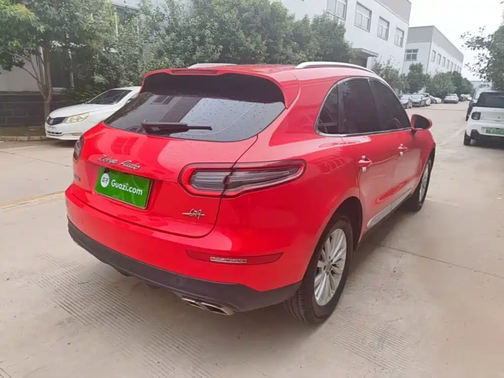 Фото 7 - Zotye SR9