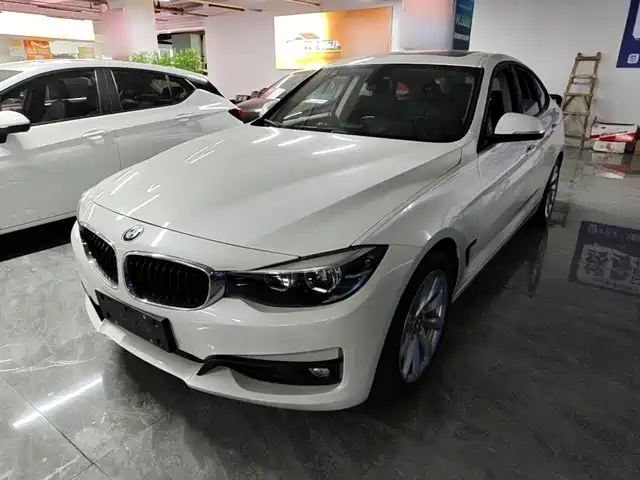 BMW 3 Series GT 2019