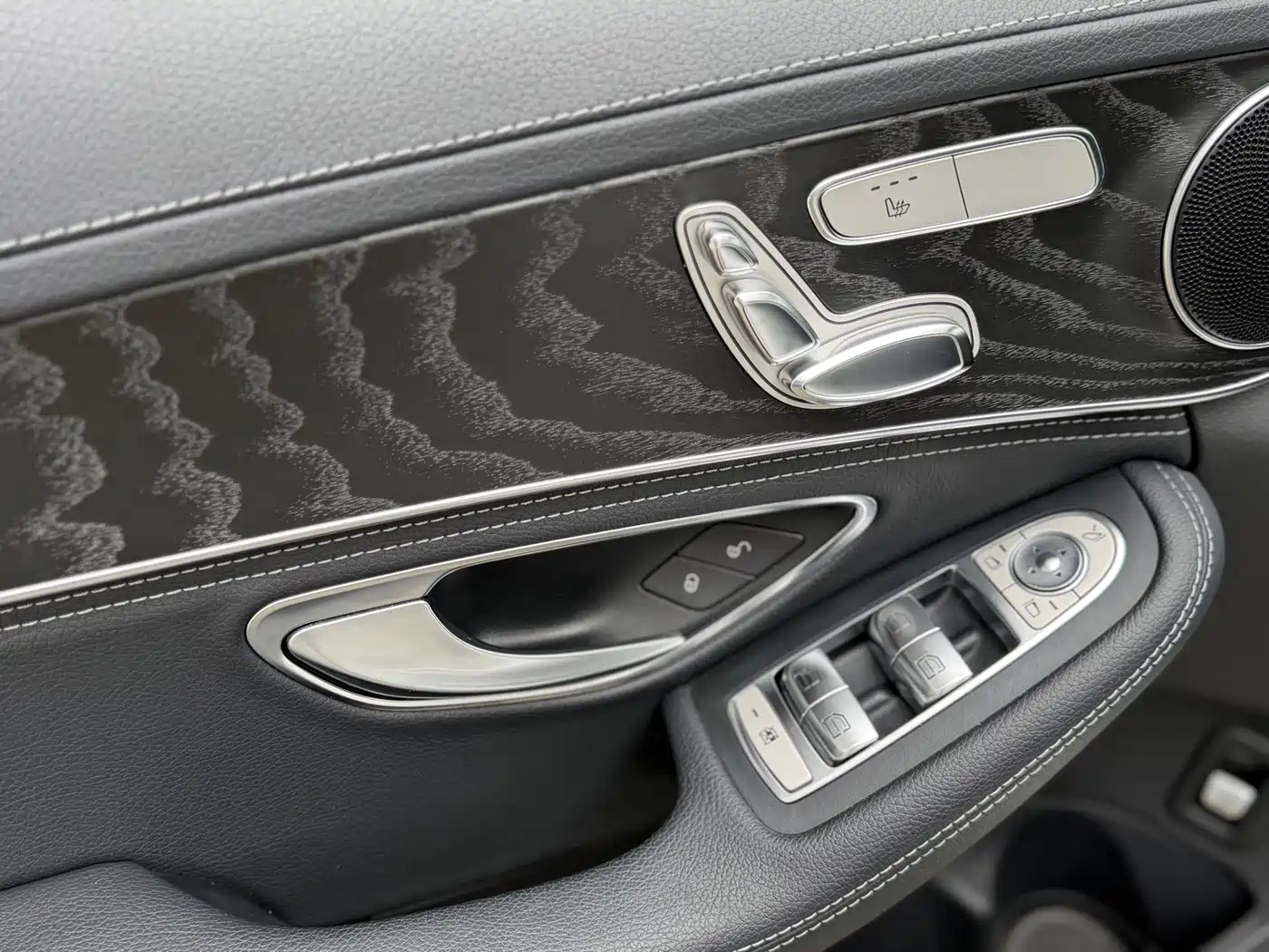 Mercedes-Benz C-Class 2017 Facelift C 200 L Sport Edition фото 10