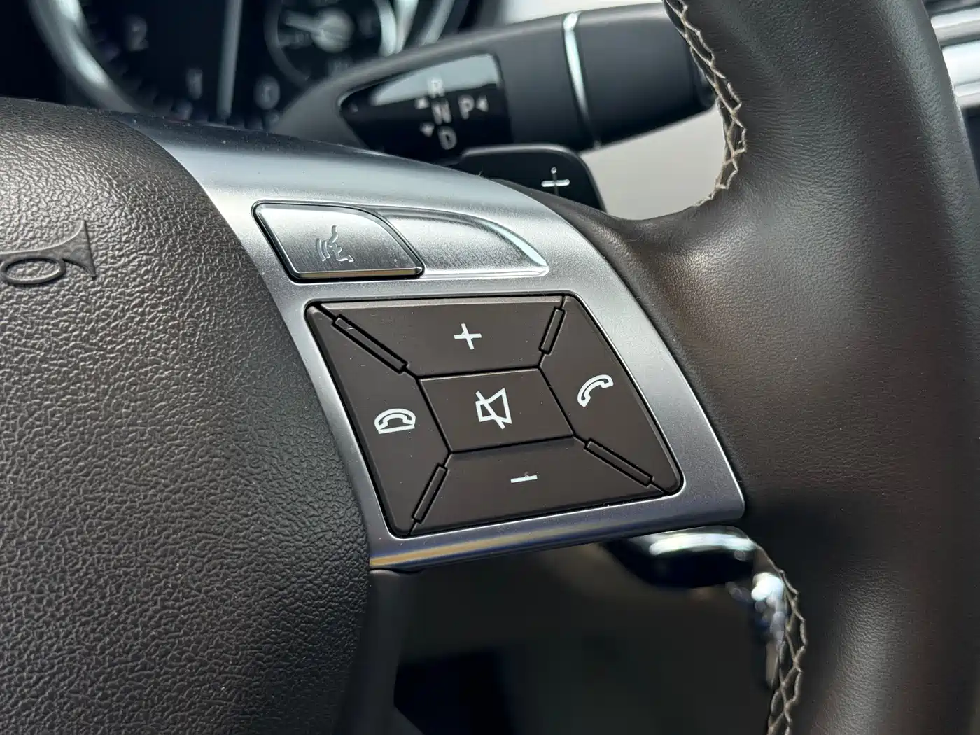 Mercedes-Benz M-Class 2012 ML 300 фото 26