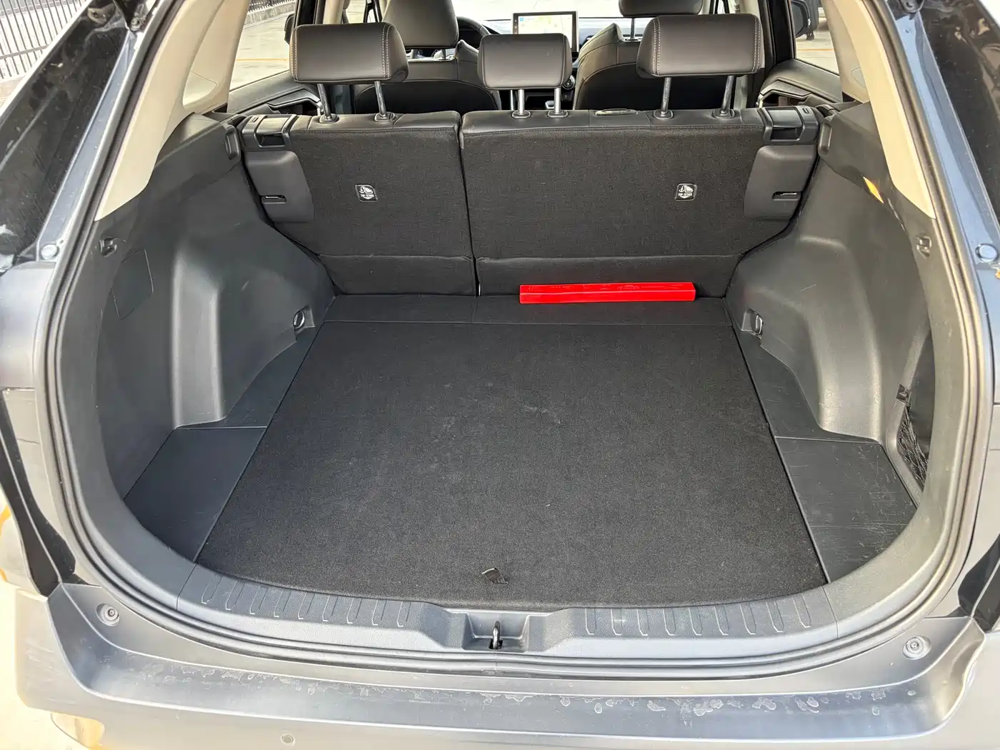 Toyota Wildlander 2022 2.0L CVT FWD Luxury PLUS Edition фото 11