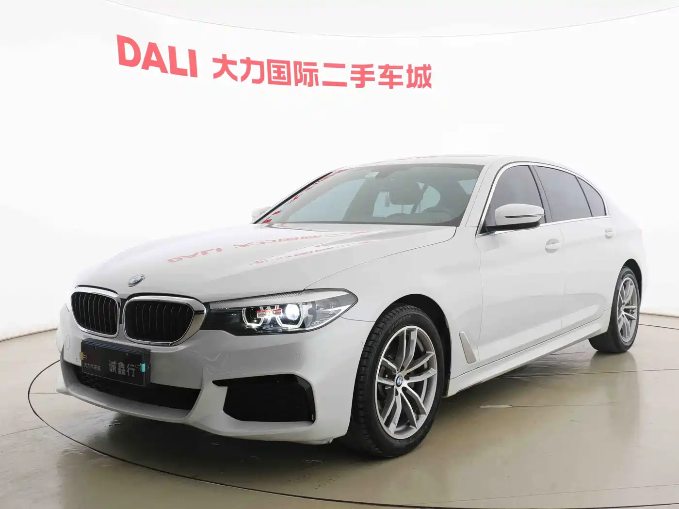 BMW 5 Series 2020 525Li M Sport Package