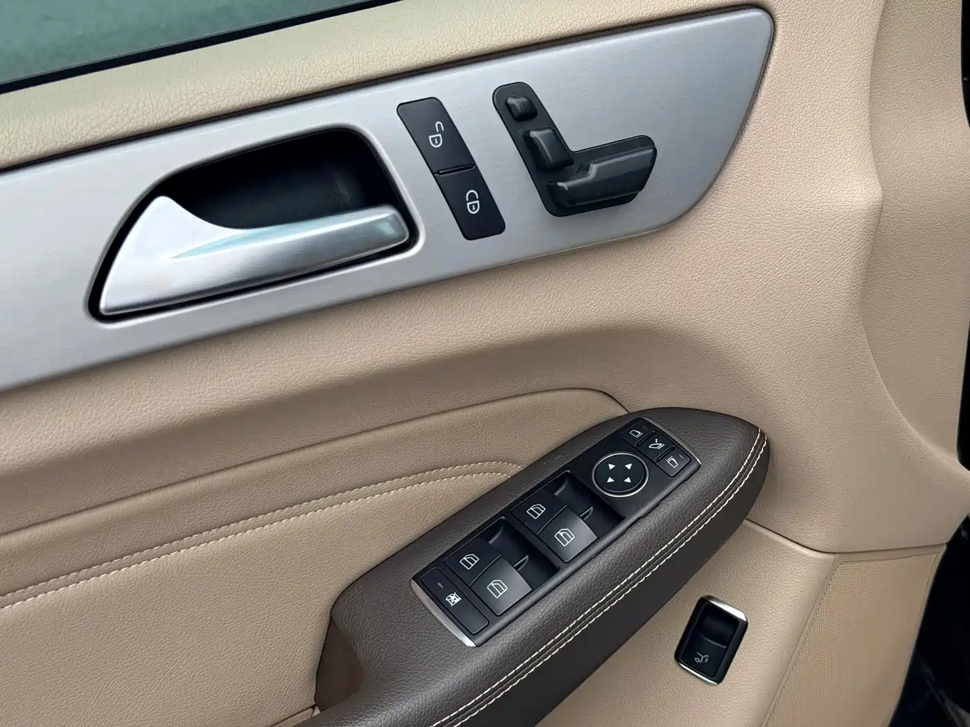 Mercedes-Benz M-Class 2012 ML 300 фото 22