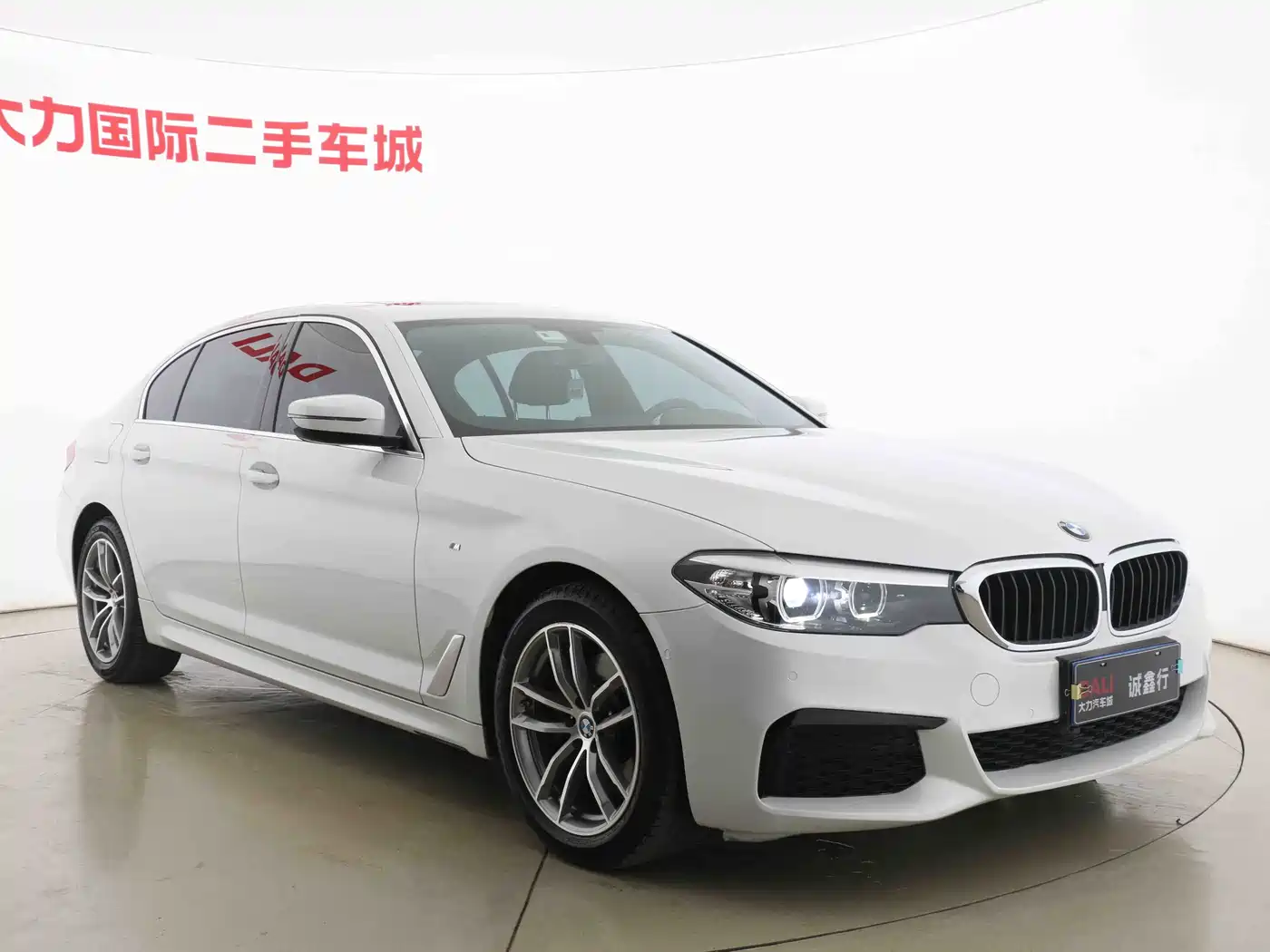 BMW 5 Series 2020 525Li M Sport Package фото 2