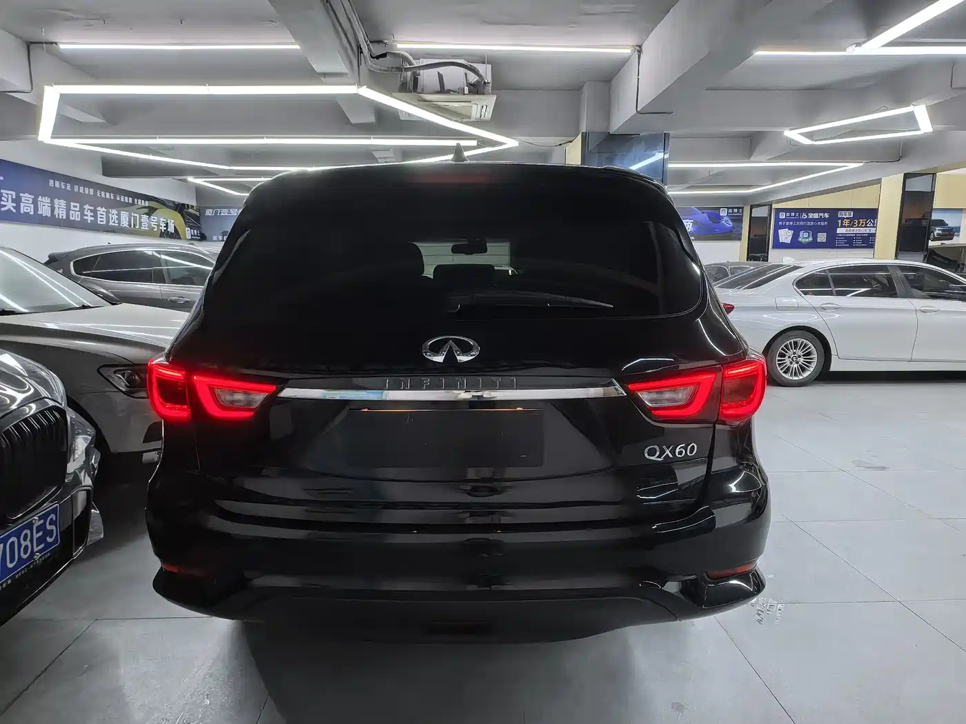 Infiniti QX60 (Import) 2019 2018 2.5 S/C Hybrid 2WD Excellence Edition China VI