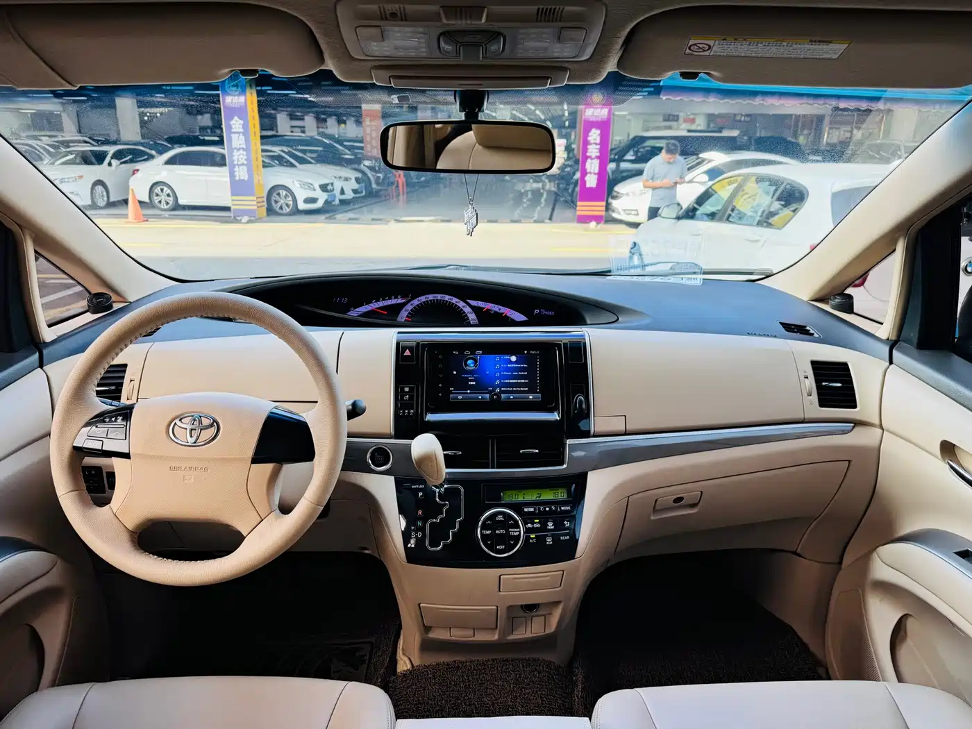 Toyota Previa 2012 2.4L 7-Seater Standard Edition фото 9