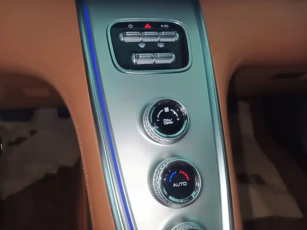 Ora Lightning Cat 2023 2022 555km Luxury Edition