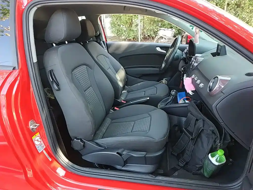 Photo 25 - Audi A1