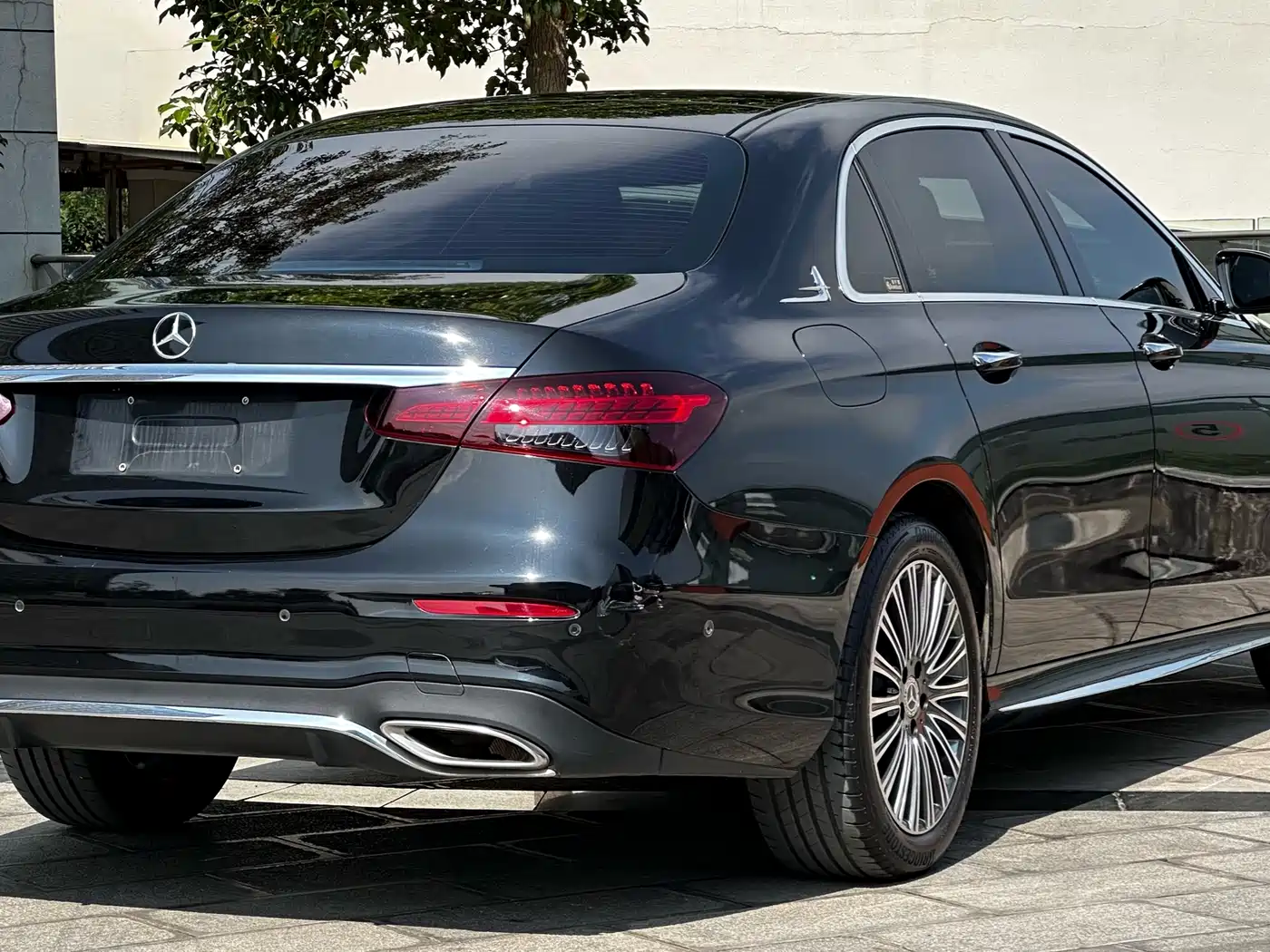 Mercedes-Benz E-Class 2022 E 300 L Sport Fashion фото 12
