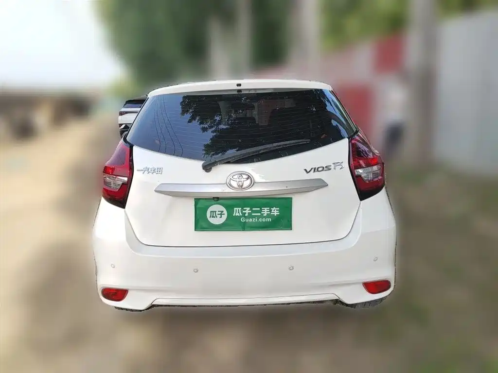Toyota Vios FS 2021 1.5L CVT Fengchi Edition фото 3
