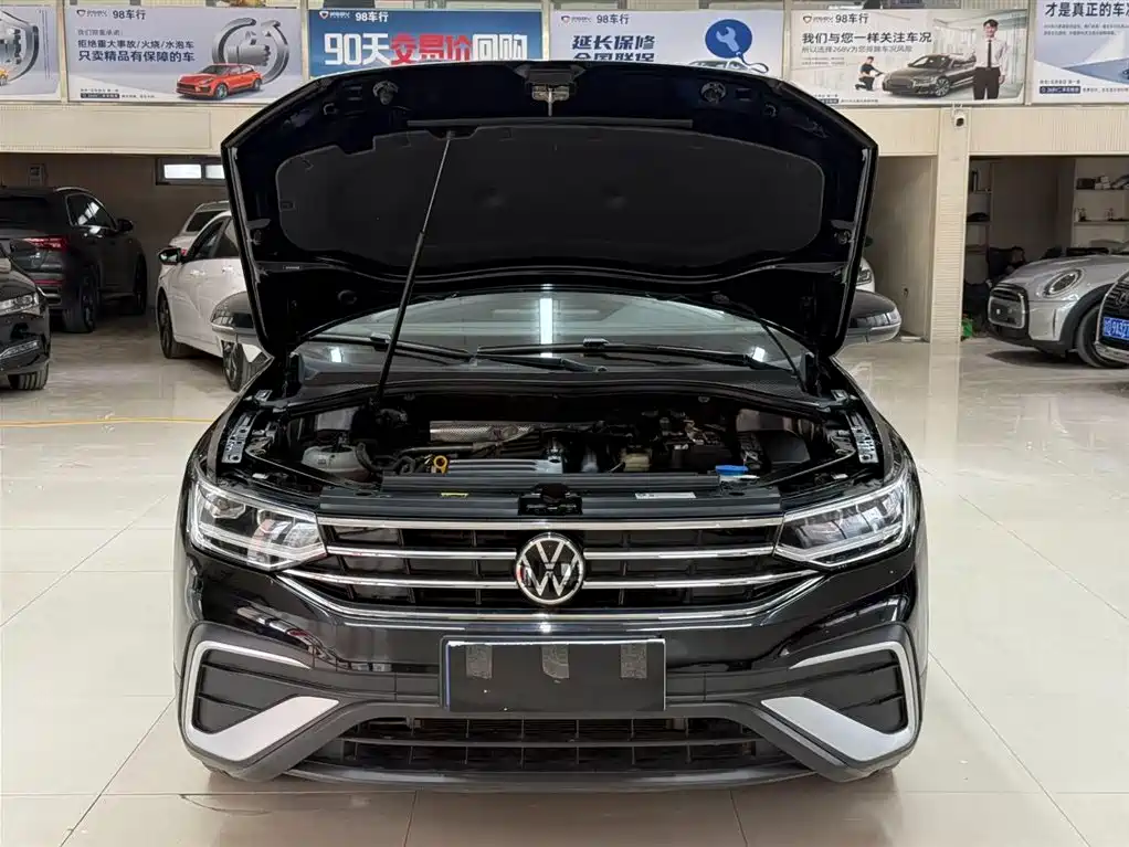 Volkswagen Tiguan L 2023 280TSI 2WD Trend Limited Edition фото 7