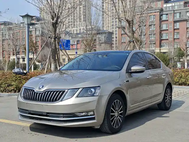 SKODA OCTAVIA