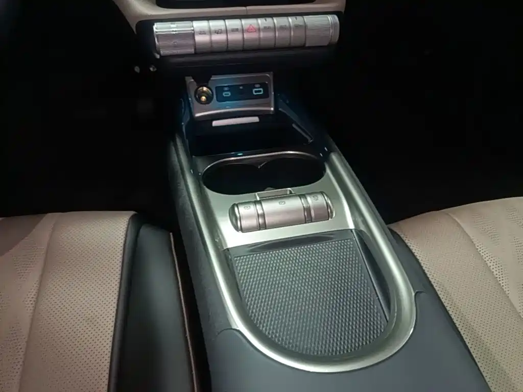 BYD Dolphin 2026 2025 420km Freedom Edition