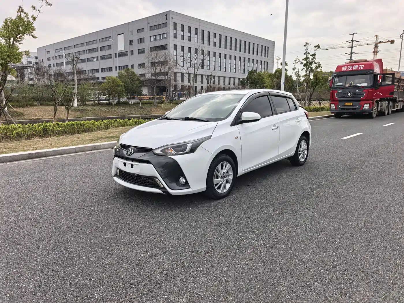 Toyota YARiS L Zhi Xuan 2016 Facelift 1.5GS CVT Sharp Edition