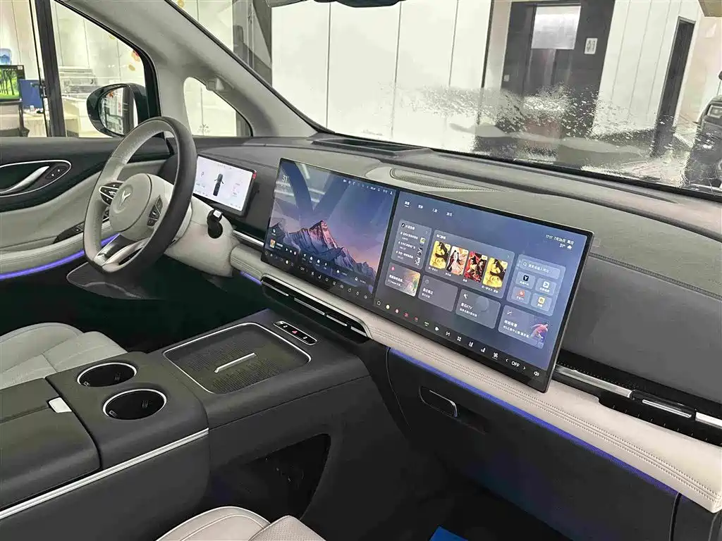 Voyah Auto Voyah Dreamer 2026 2025 PHEV 4WD Kunpeng Premium Edition