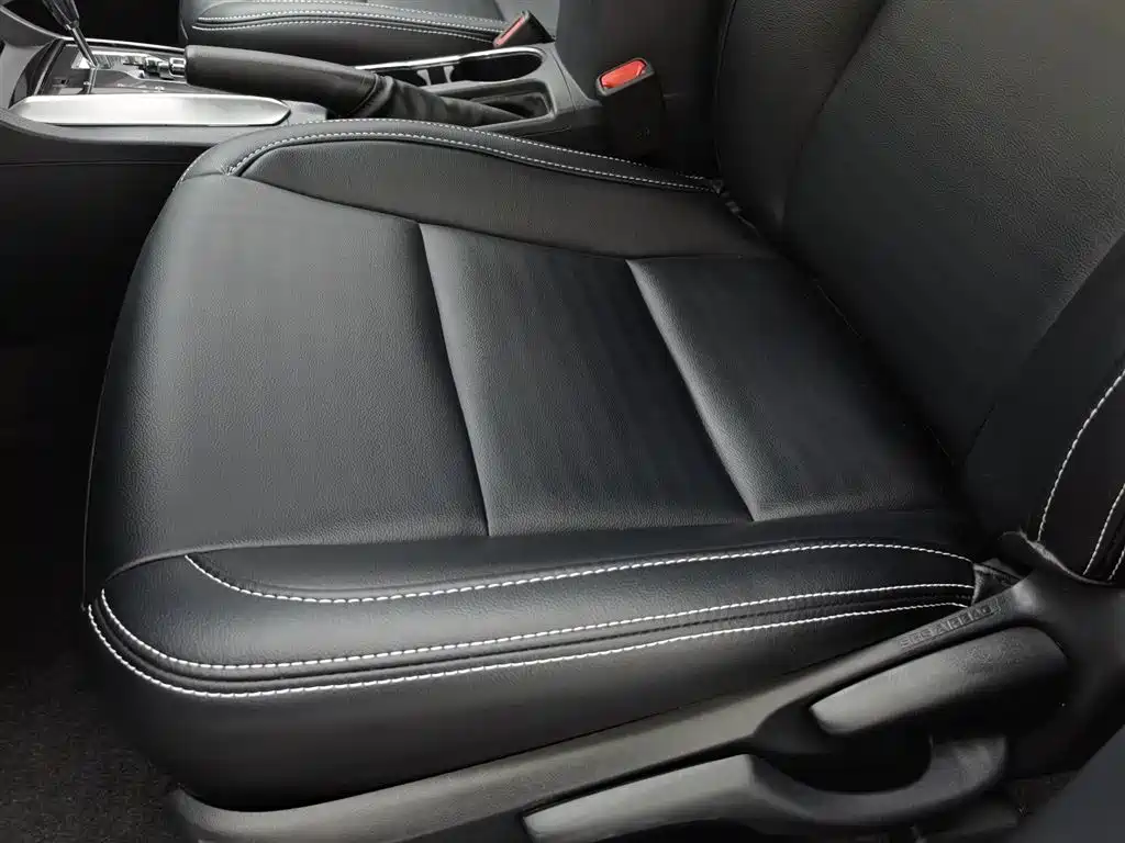 Toyota Corolla 2017 Facelift 1.2T S-CVT GL фото 20