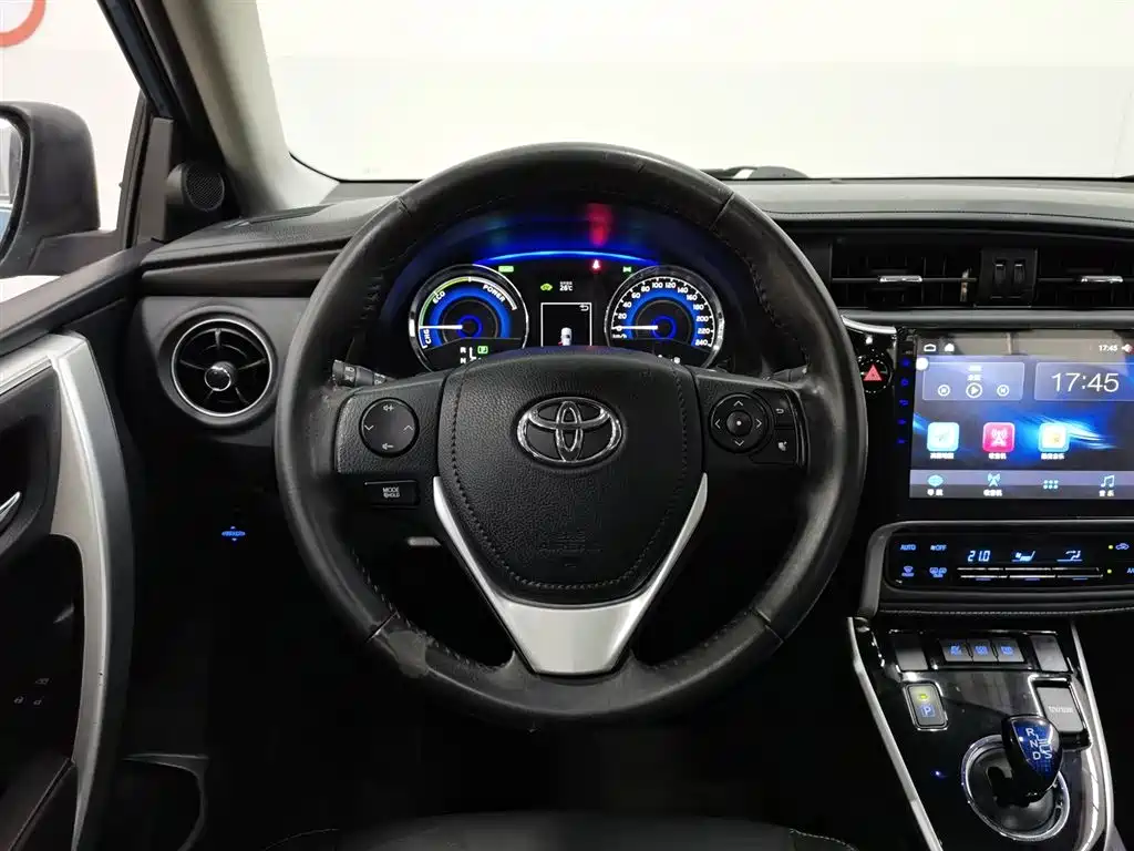 Toyota Corolla 2017 Facelift Hybrid 1.8L E-CVT Elite Edition фото 11