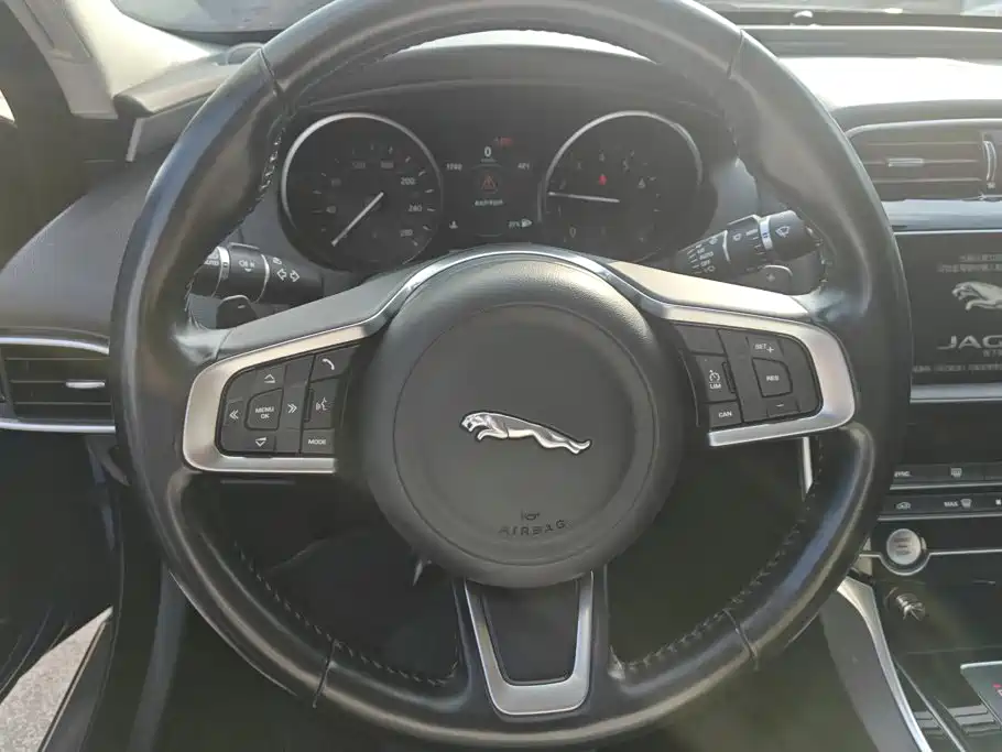 Jaguar XEL 2019 2019 2.0T 200PS Luxury