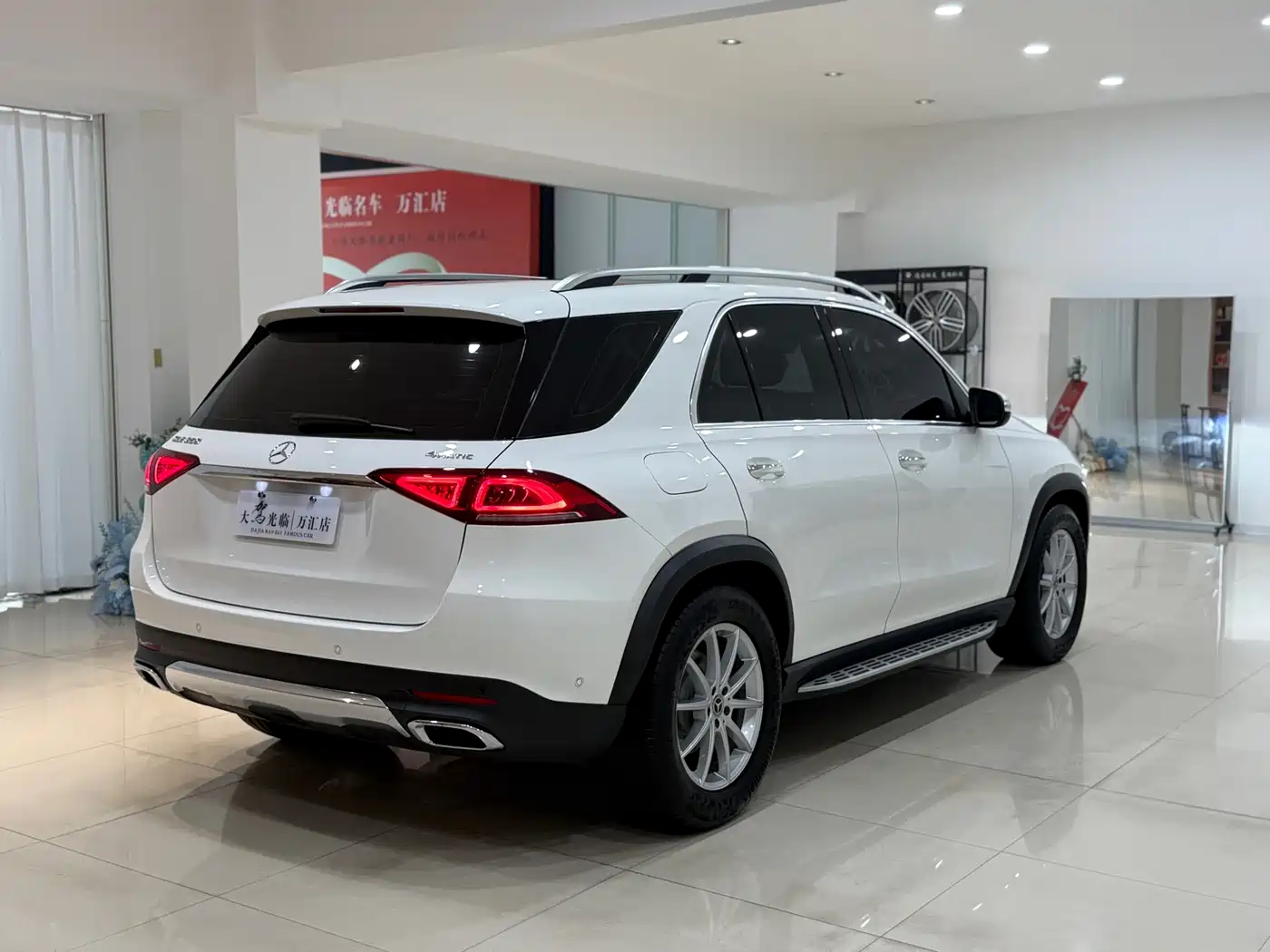 MERCEDES-BENZ GLE