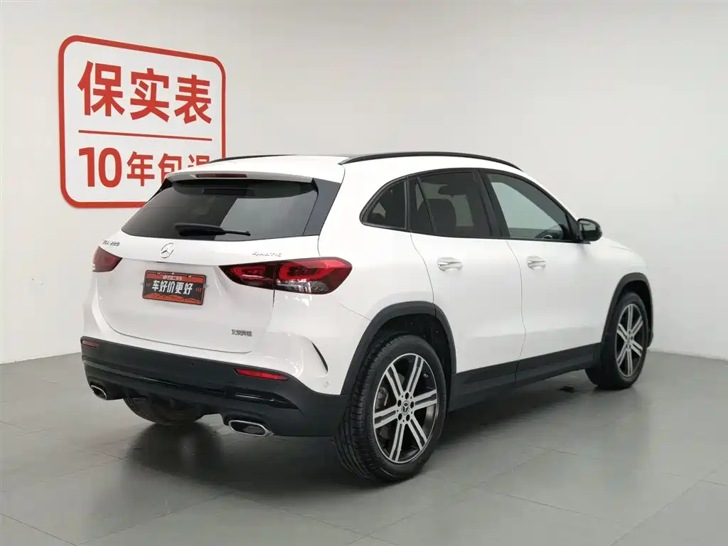 Mercedes-Benz GLA 2022 GLA 220 4MATIC фото 2
