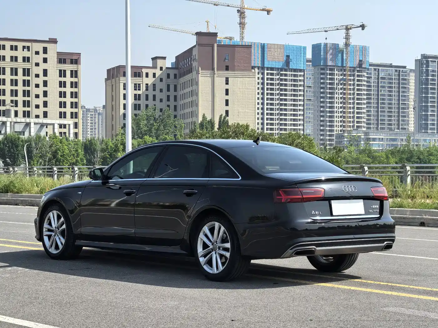 Audi A6L 2018 30th Anniversary 35 TFSI Sport фото 8