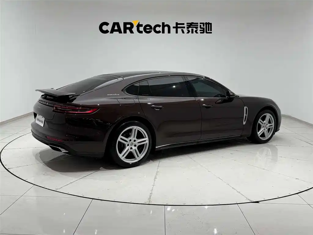 Porsche Panamera 2017 Panamera Executive Long Wheelbase 3.0T фото 11