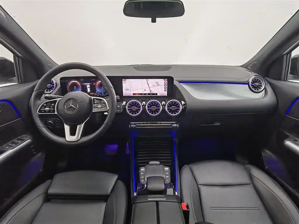 Mercedes-Benz GLA 2022 GLA 220 4MATIC фото 5