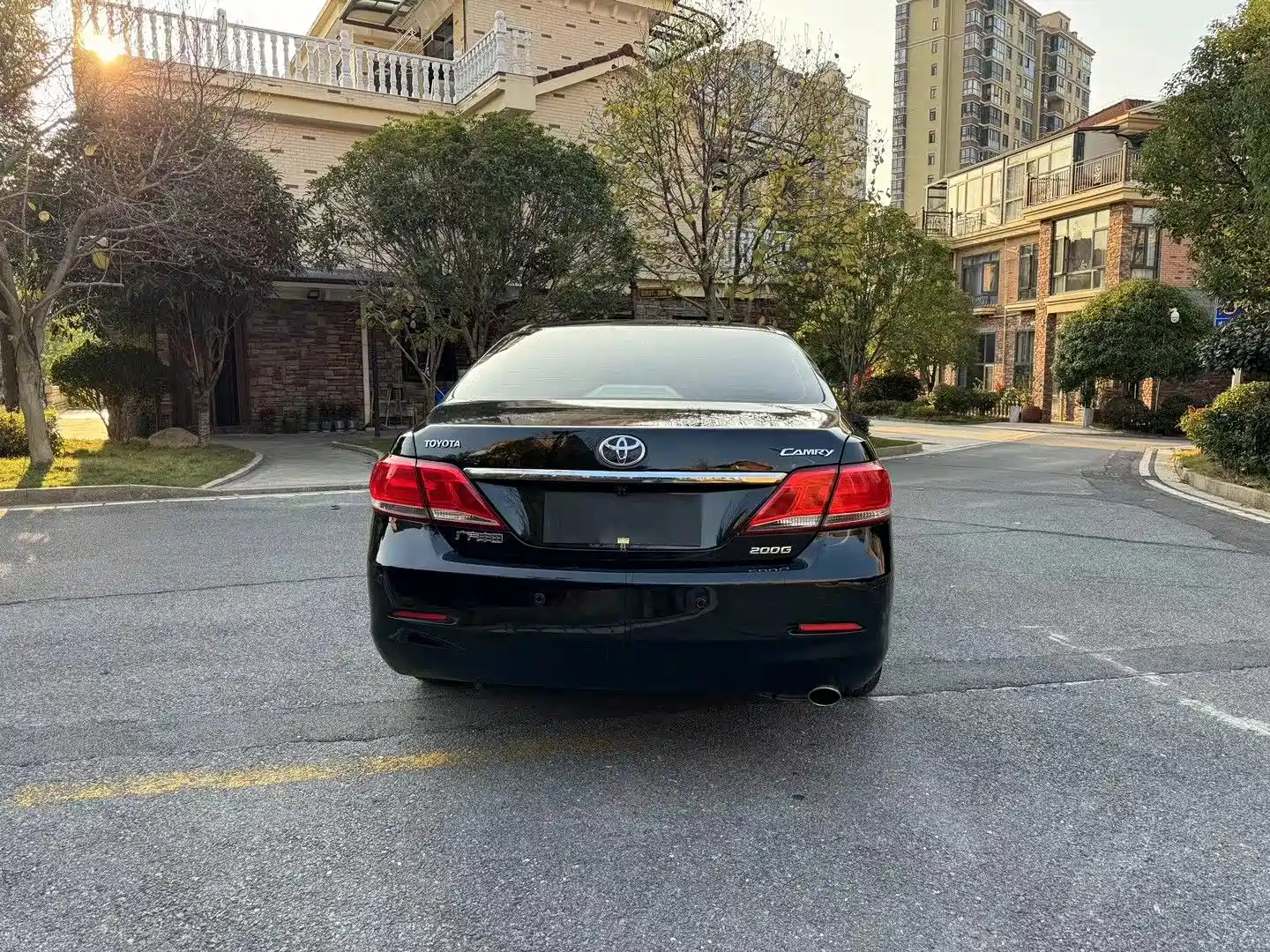 Фото 4 - Toyota Camry