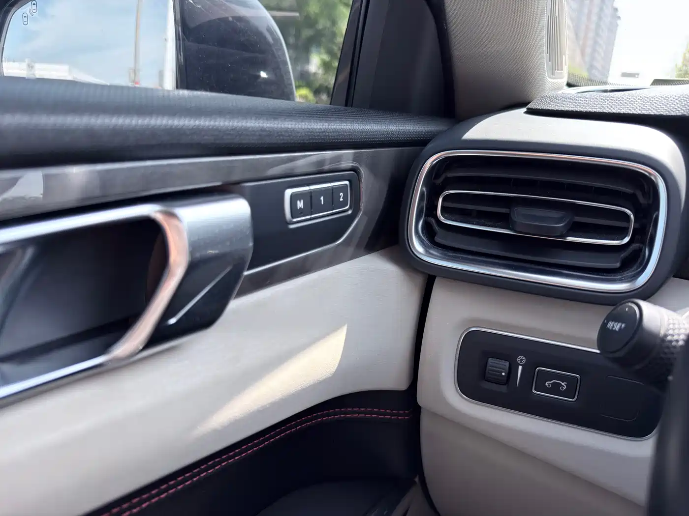 Lynk & Co 02 2018 Model 1.5T DCT 2WD Yao Pro Edition China V фото 14