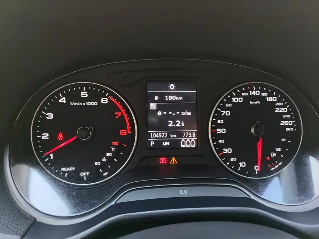 Фото 12 - Audi Q2L