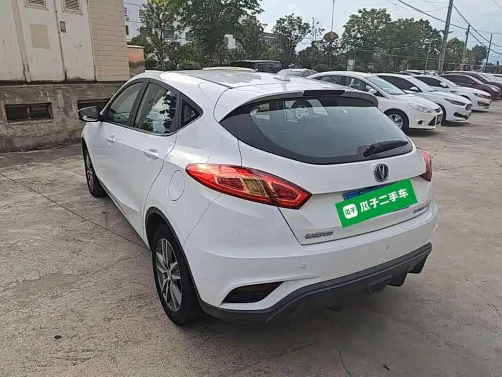 Changan Eado XT 2018 2016 1.6L Manual Stylish Cool Edition