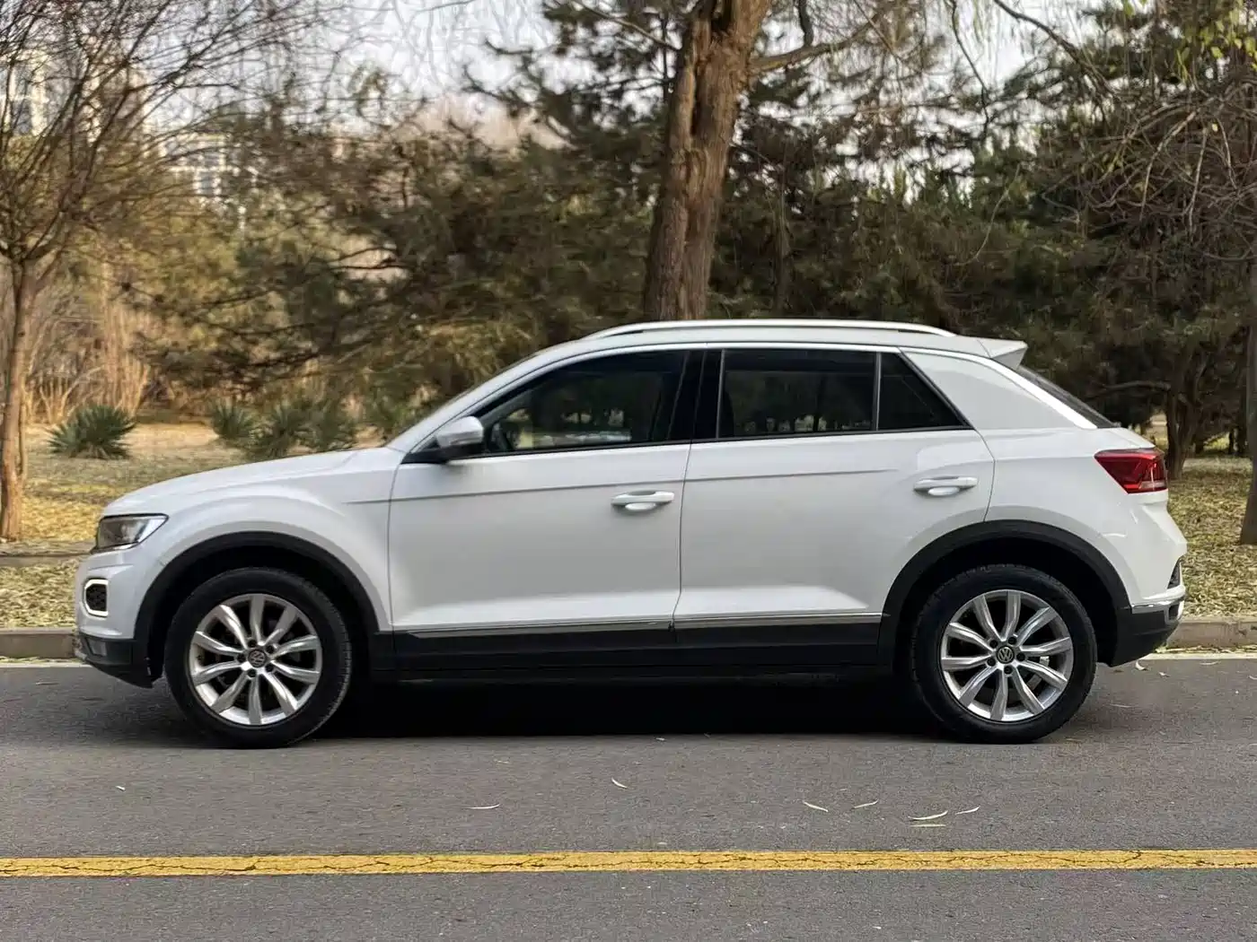 VOLKSWAGEN T-ROC EXPLORING SONGS