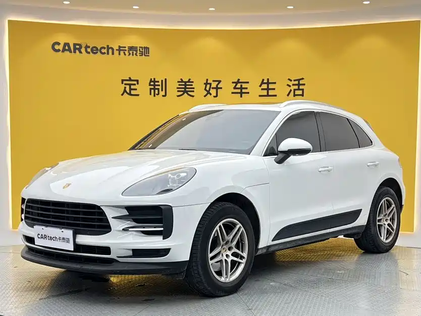 Фото 1 - Porsche Macan