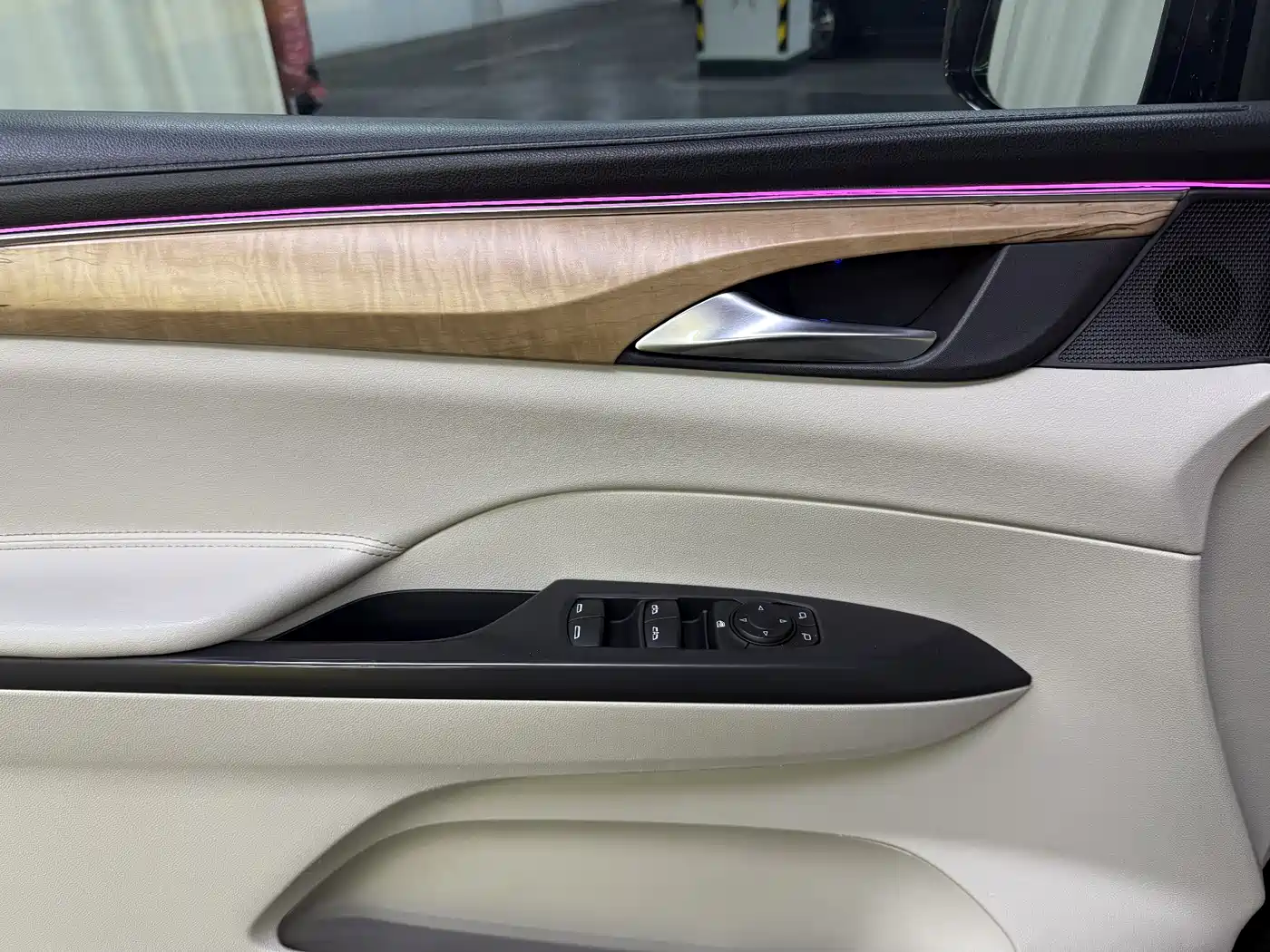 Buick GL8 2018 ES 28T Comfort Type China VI фото 41