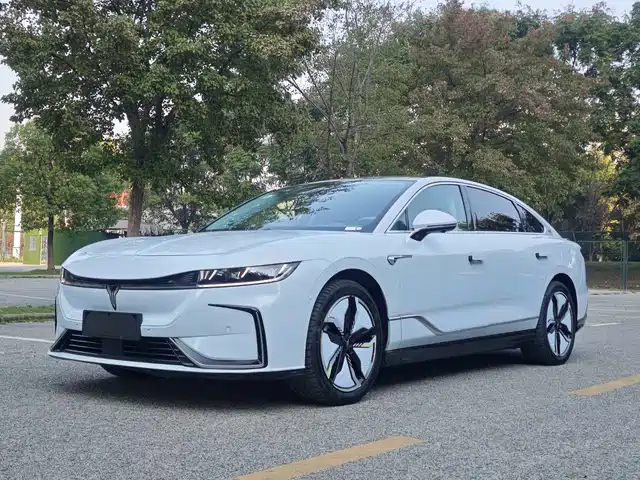 Voyah Auto VOYAH Zhuiguang 2023 4WD Flagship Edition