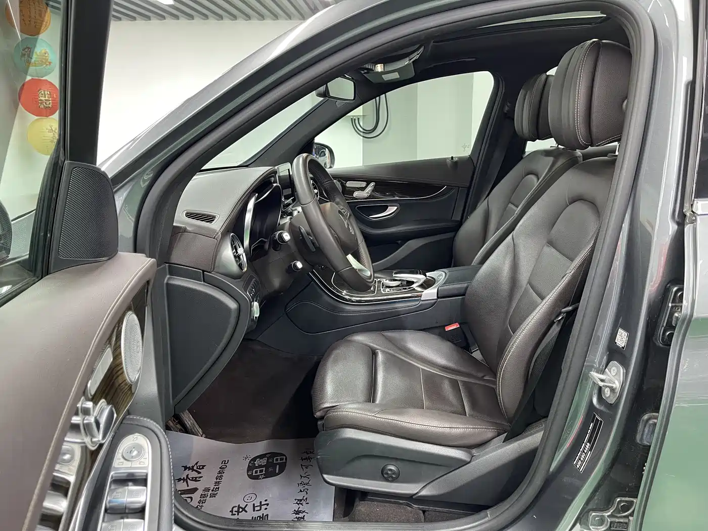 Mercedes-Benz GLC 2017 GLC 260 4MATIC Luxury фото 8