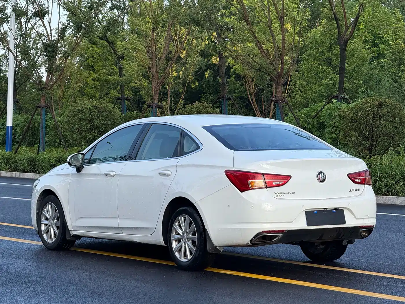 Фото 4 - Buick Verano