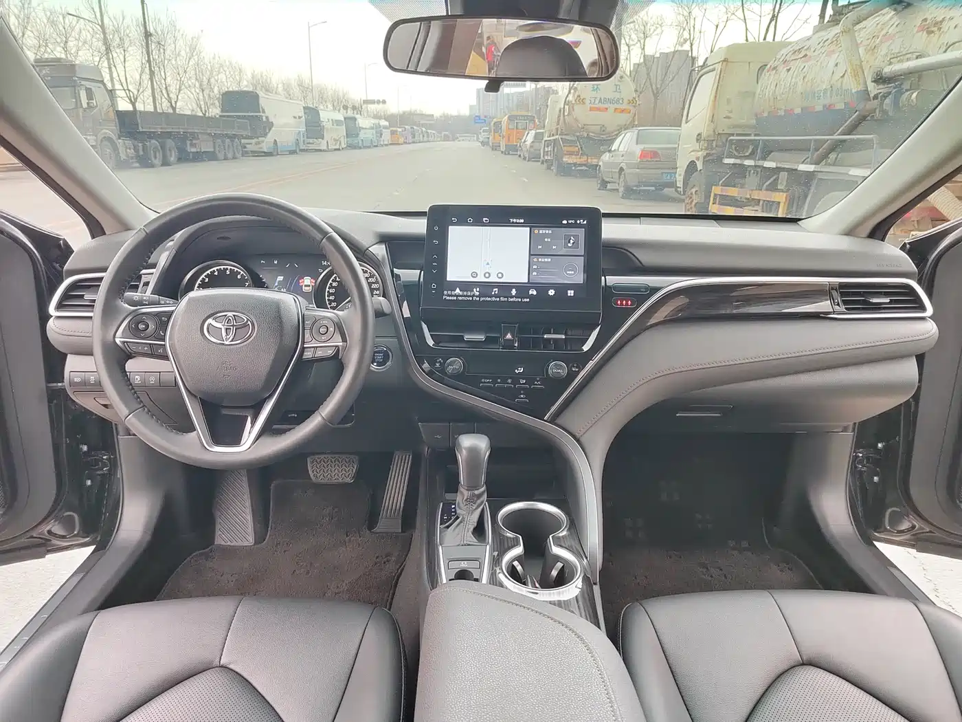 Toyota Camry 2023 2.0G Luxury Edition фото 11