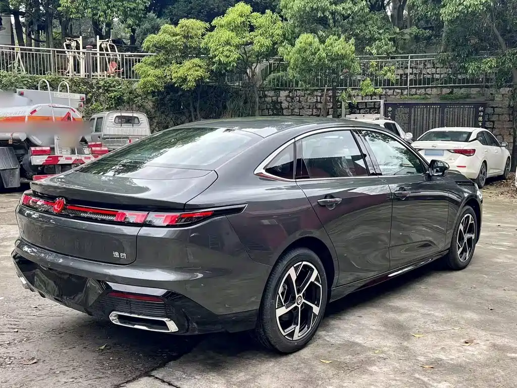 Changan Eado 2026 2025 Blue Whale 1.5T 500Bar Premium