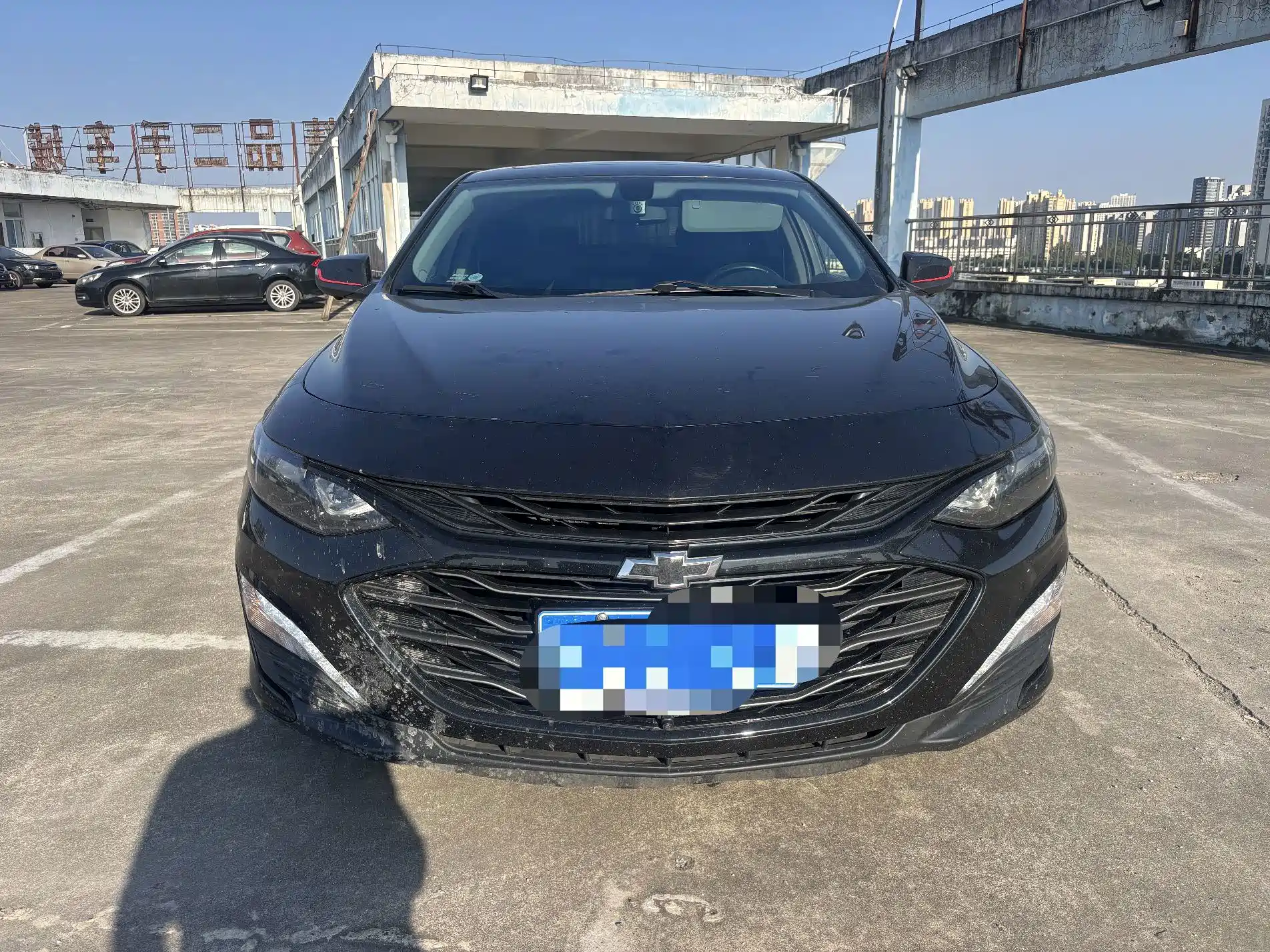 Photo 3 - Chevrolet Malibu XL