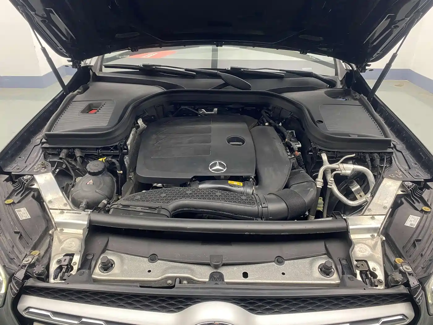 Mercedes-Benz GLC 2021 GLC 260 L 4MATIC Sporty фото 10