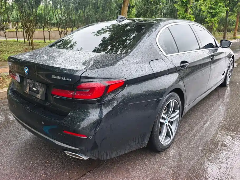 BMW 5 Series New Energy 2022 Facelift 535Le Luxury Package фото 3