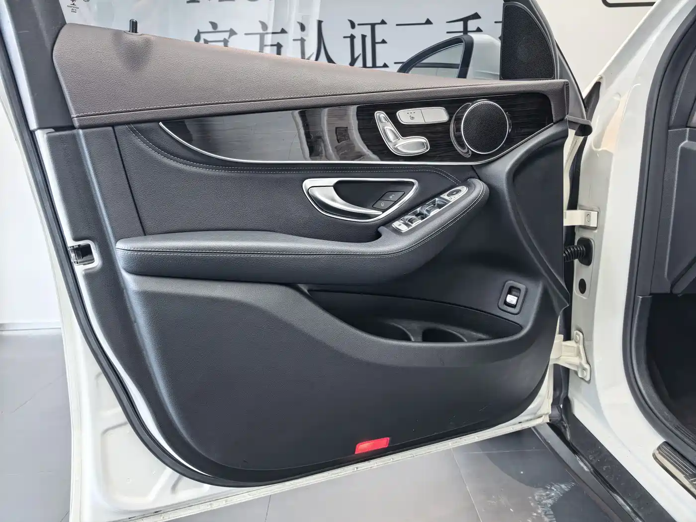 Mercedes-Benz GLC 2016 GLC 260 4MATIC Dynamic фото 7